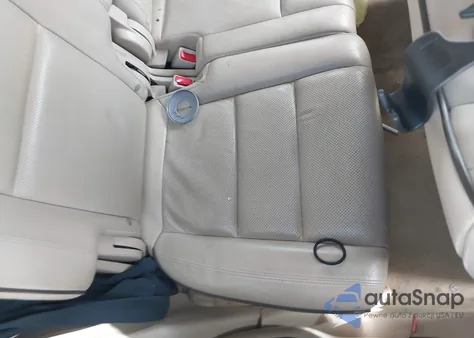 2015 Jeep Grand Cherokee Overland z USA, uszkodzony, nr VIN 1C4RJFCG0FC609466